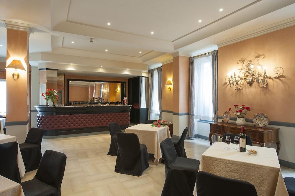 Hotel Poledrini Foligno Extérieur photo